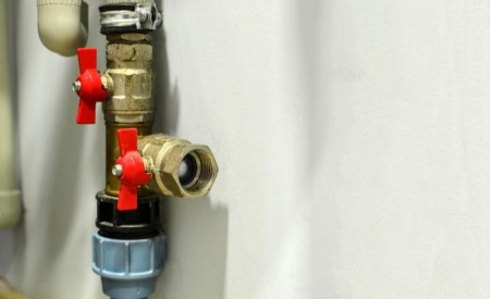 Plomberie &agrave; Champigny-sur-Marne, quand faire appel aux professionnels ?